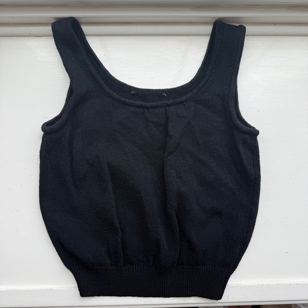 Vintage St. John Black Knit Scoop Neck Top Elegant and Versatile - 2